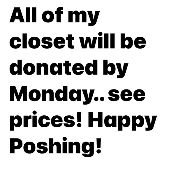 Purses, blouses, dresses, leggings - Picture 1 of 1